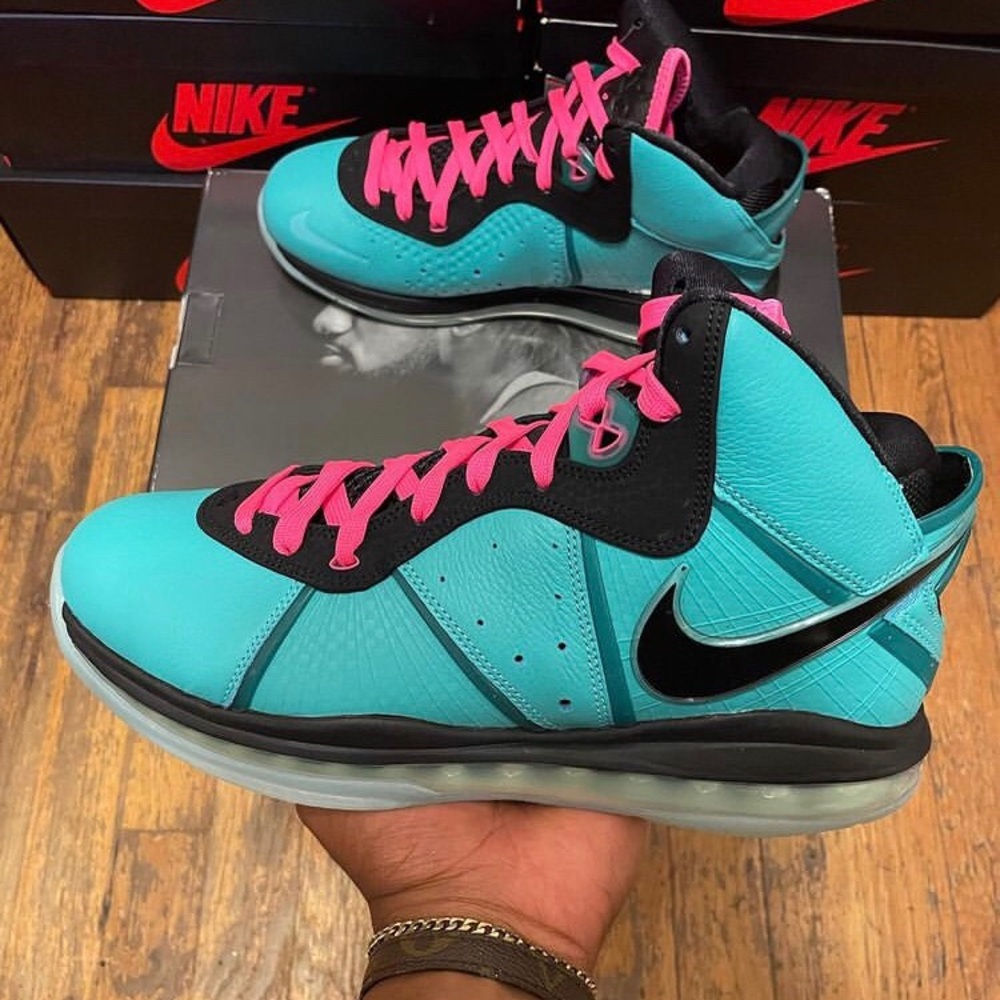 Nike LeBron 8 'South Beach' size 11